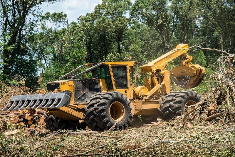 Tigercat 630E Grapple Skidder with Primex Flotation Forestry Tires 